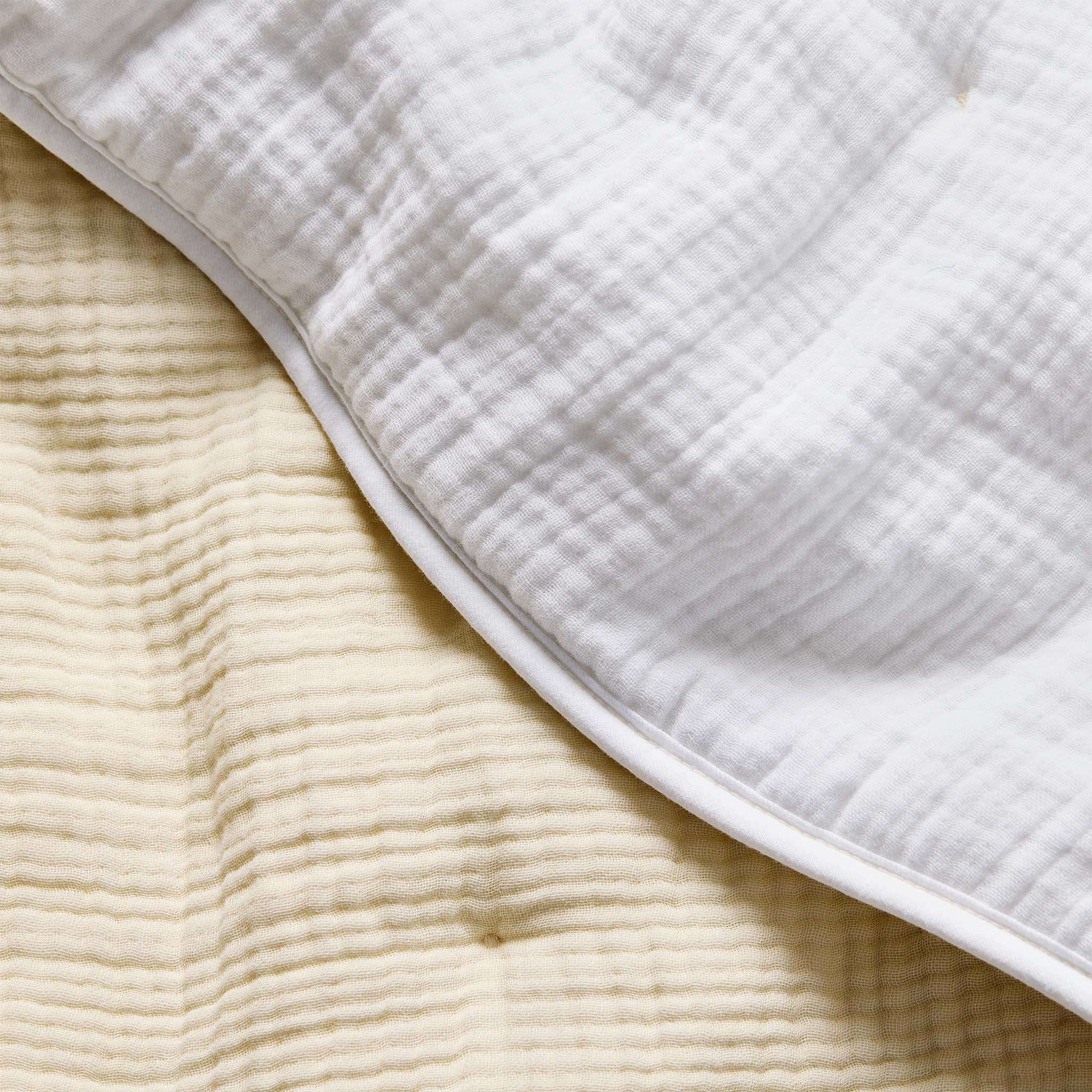 Breezeweave Reversible Cotton Comforter Set - Image 19